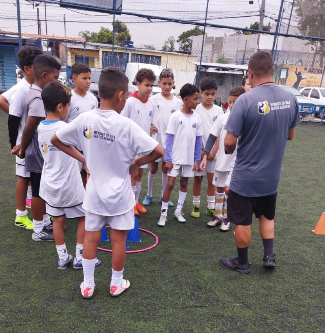Treino em campo com o professor